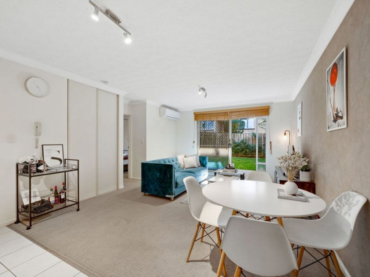2/81 Eton Street NUNDAH QLD 4012, Nundah - Thumbnail 2