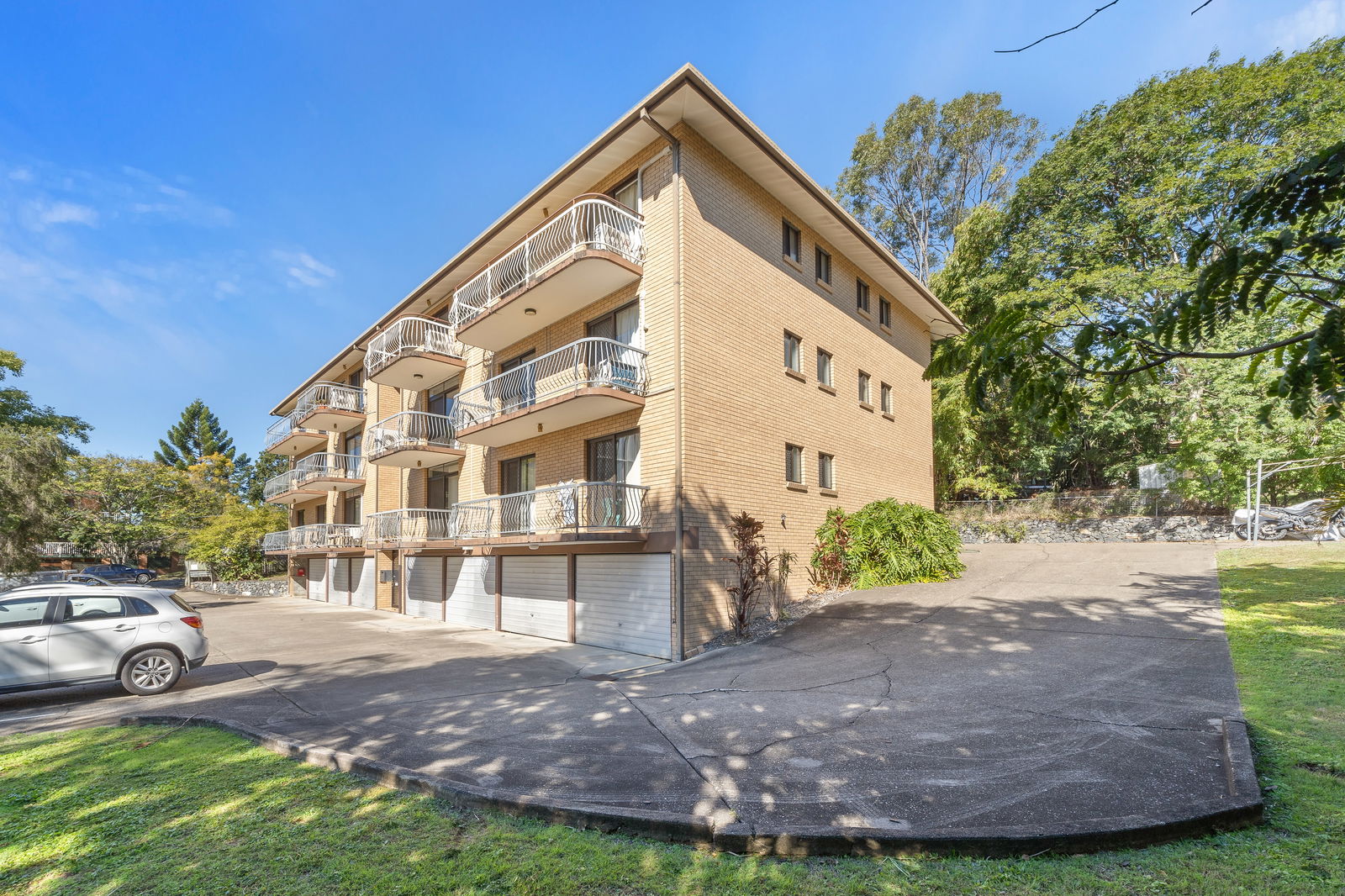 Main listing image for 8/15 Earle Lane, Toowong  QLD  4066