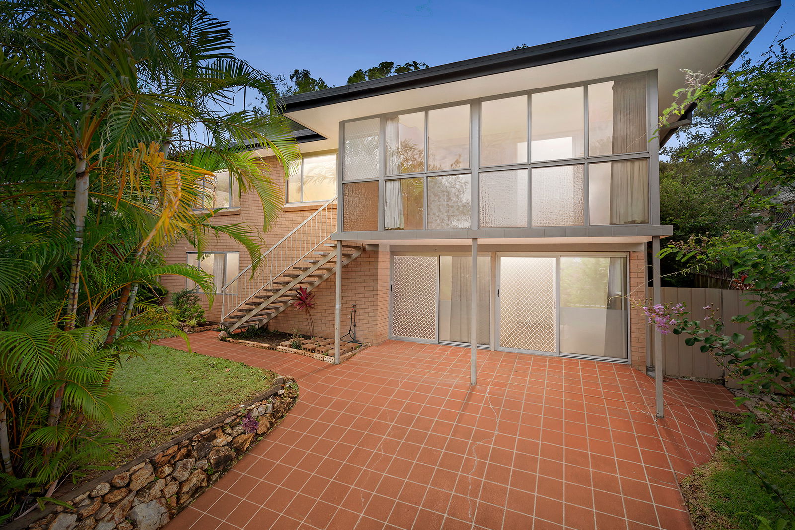 Main listing image for 26 Amsterdam Street, Wishart  QLD  4122