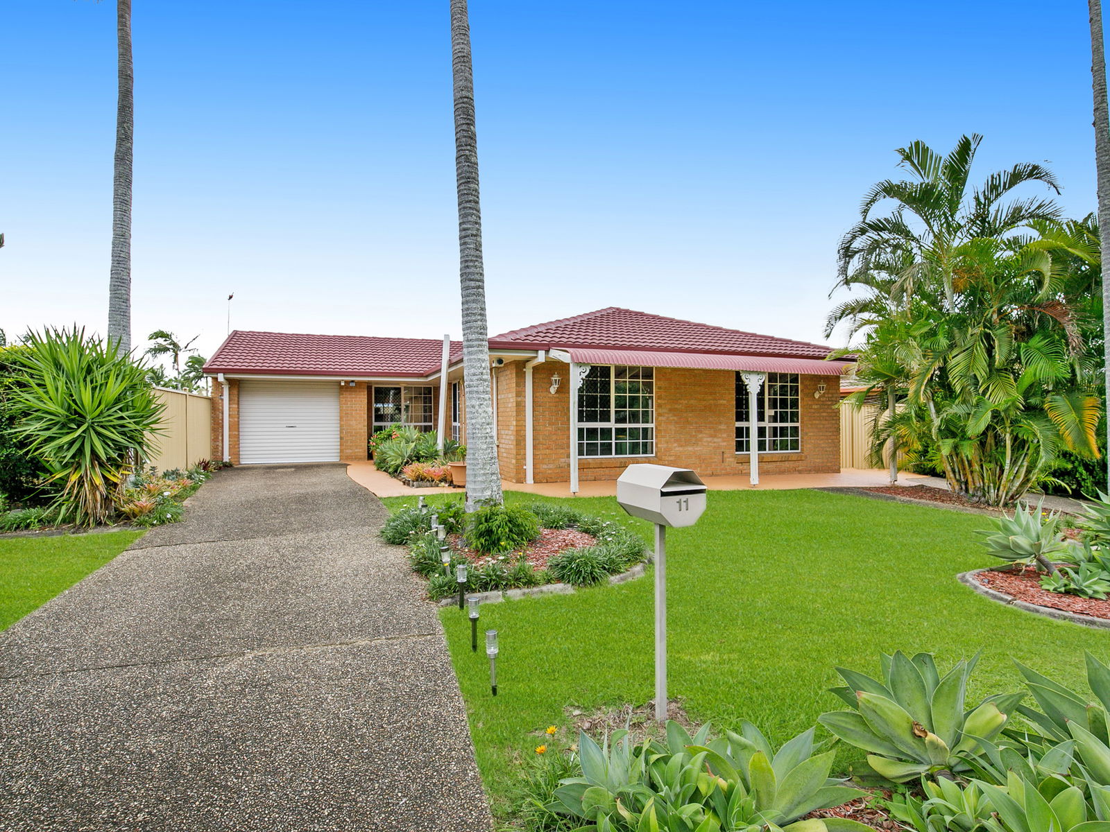 Main listing image for 11 Raylea Court, Bray Park  QLD  4500