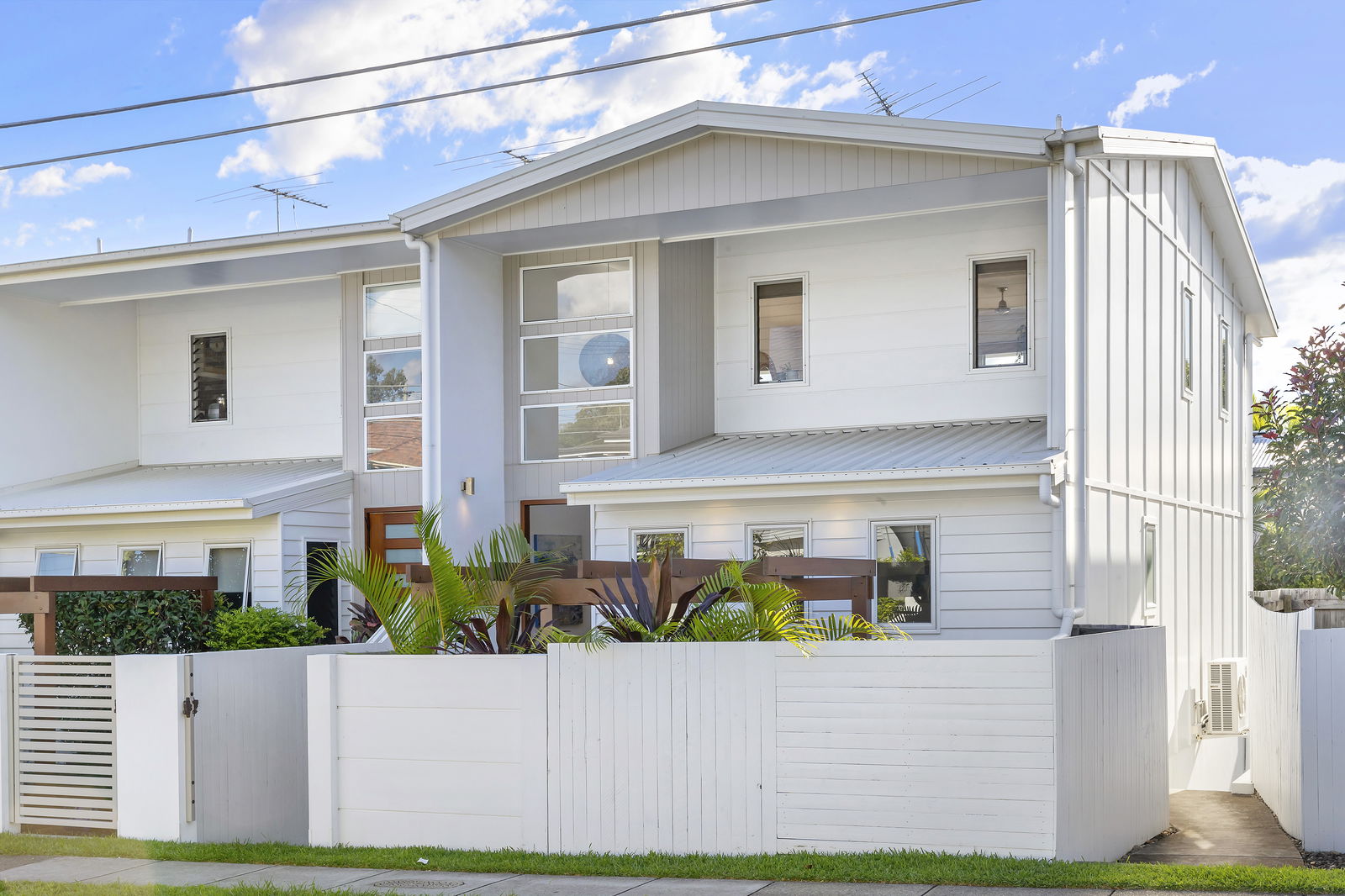 Main listing image for 3/104 Albert Street, Camp Hill  QLD  4152