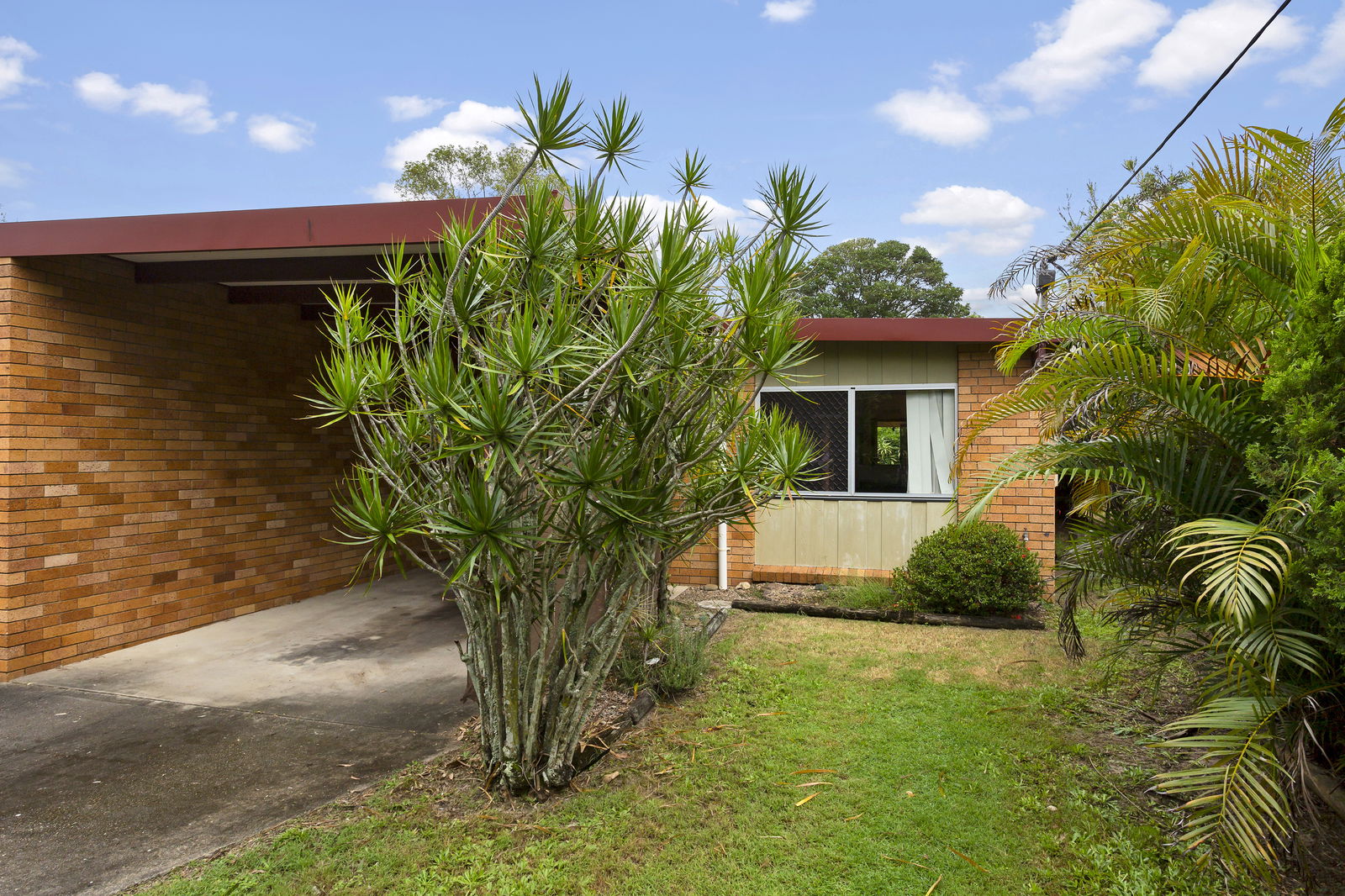 Main listing image for 2/10 Mirnoo Street, Currimundi  QLD  4551