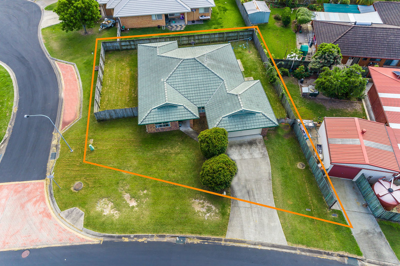 Main listing image for 2 Hoddle Court, Rothwell  QLD  4022
