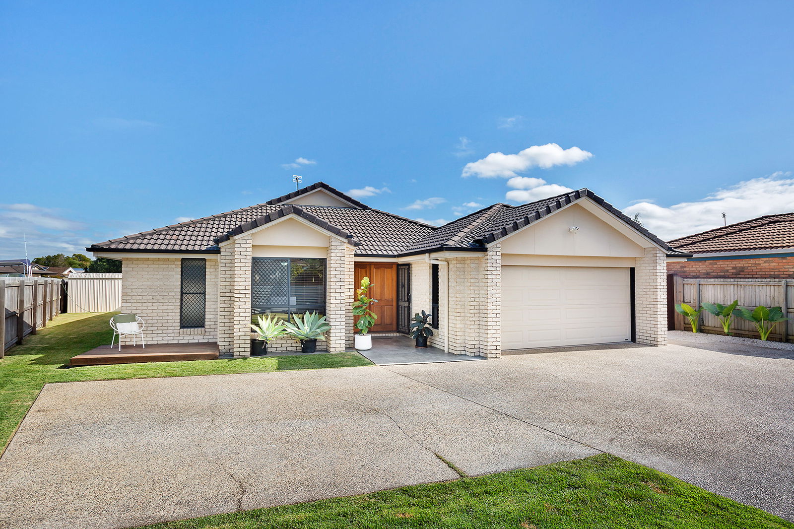 Main listing image for 10 Springs Drive, Little Mountain  QLD  4551