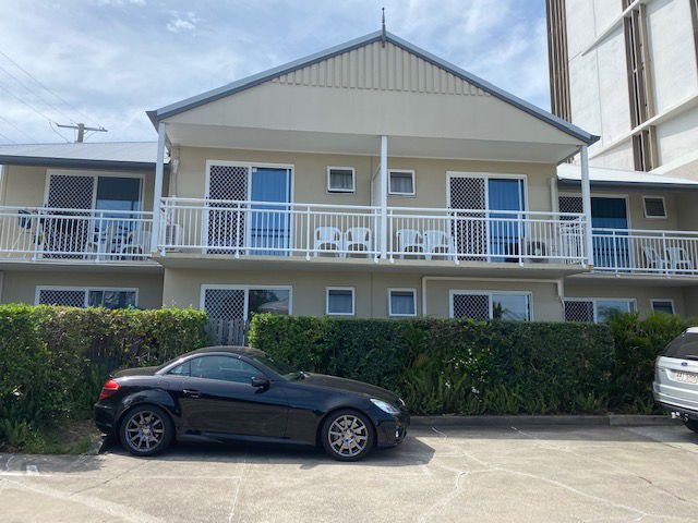 Main listing image for 2/105 Farnell Street, Chermside  QLD  4032