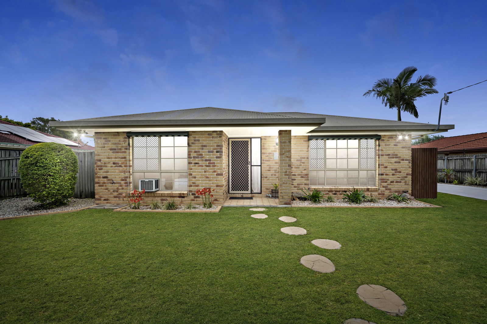 Main listing image for 7 Elaine Court, DECEPTION BAY  QLD  4508