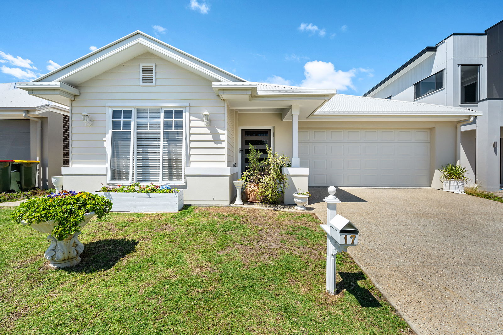 Main listing image for 17 Anchor Street, Newport  QLD  4020
