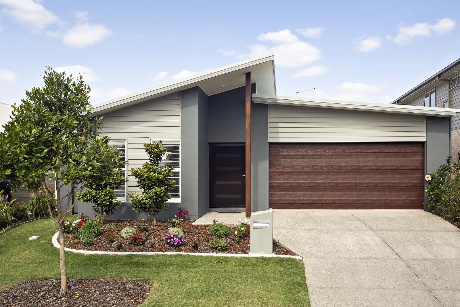 Main listing image for 9 Roseleaf Crescent, Palmview  QLD  4553