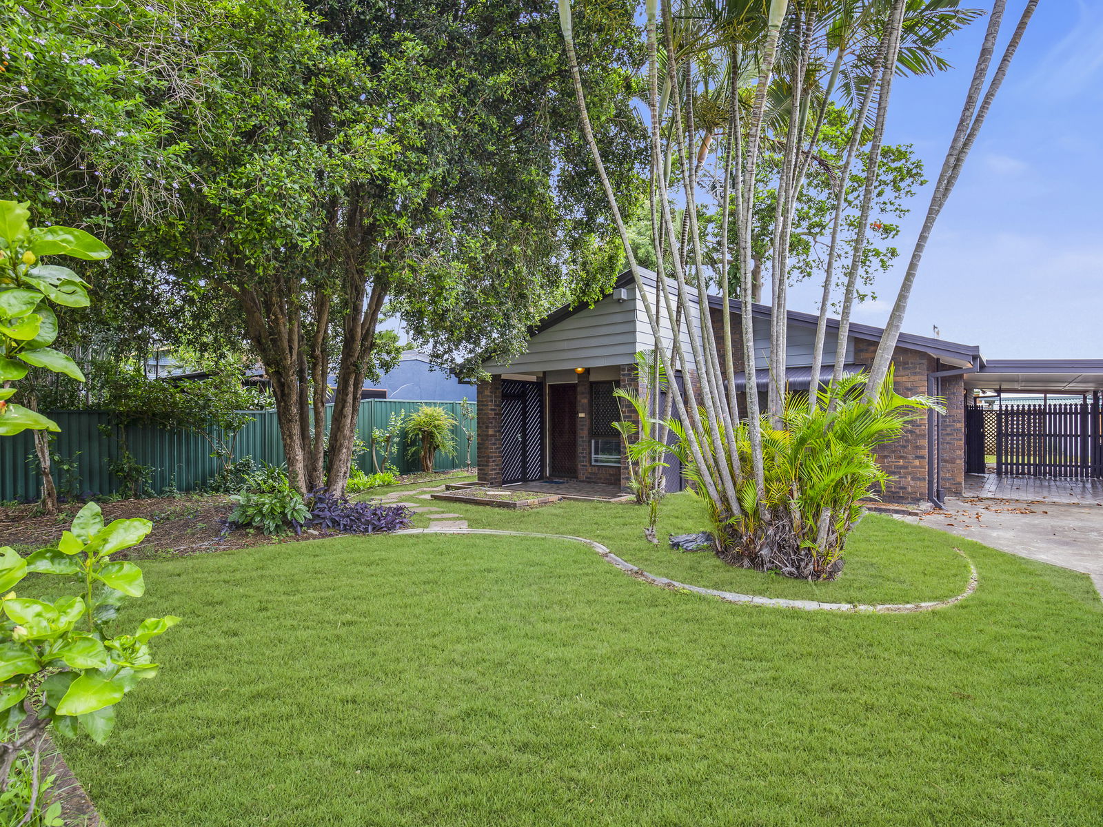 Main listing image for 2/4 Simon Street, Deception Bay  QLD  4508