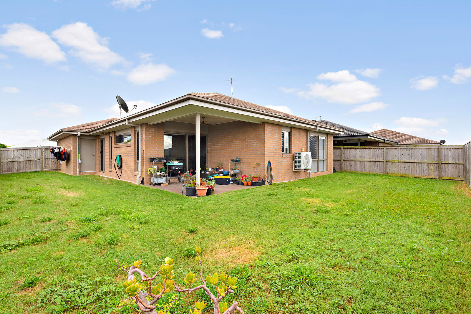 Main listing image for 5 Wicker Road, Park Ridge  QLD  4125