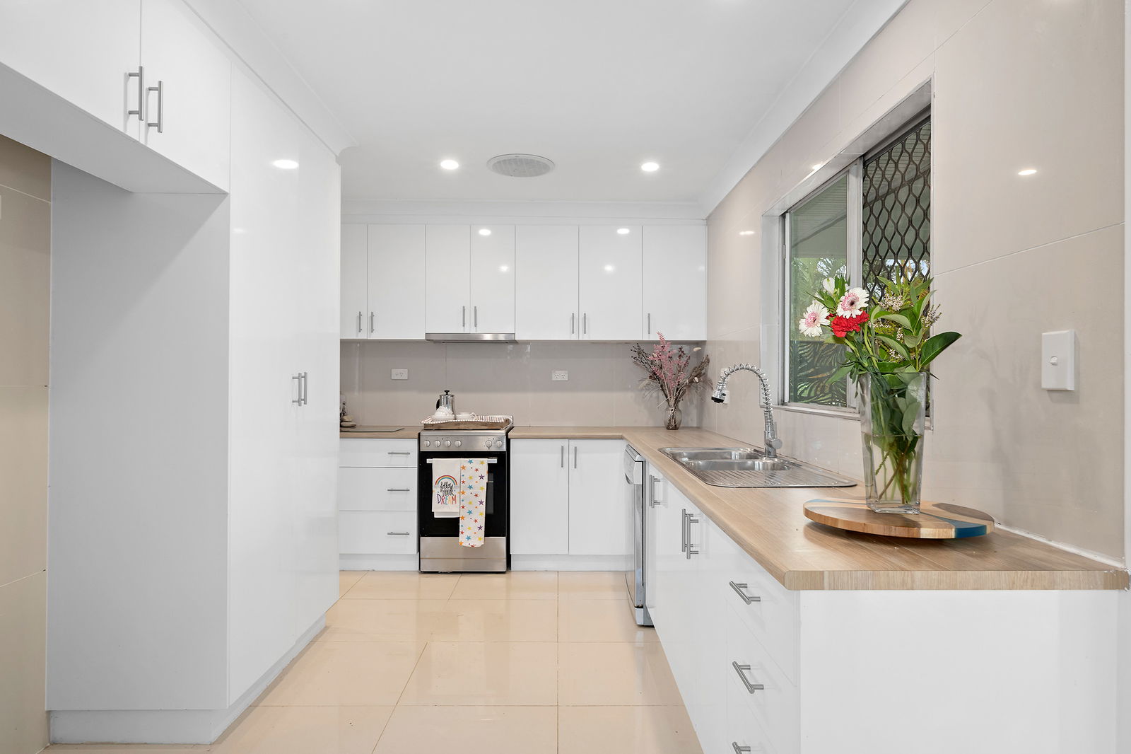 Main listing image for 215 Bray Road, Lawnton  QLD  4501