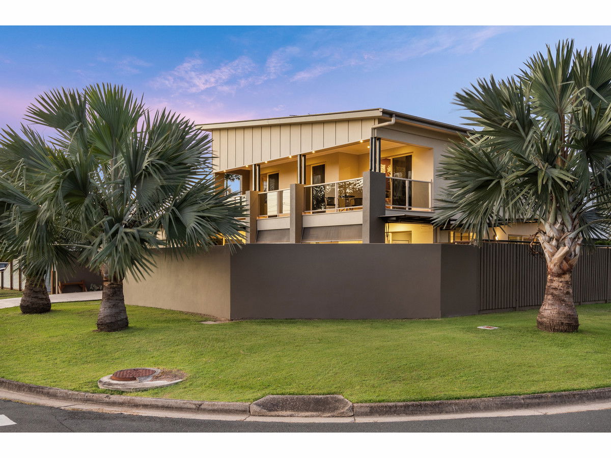Main listing image for 52 Shields Street, Redcliffe  QLD  4020