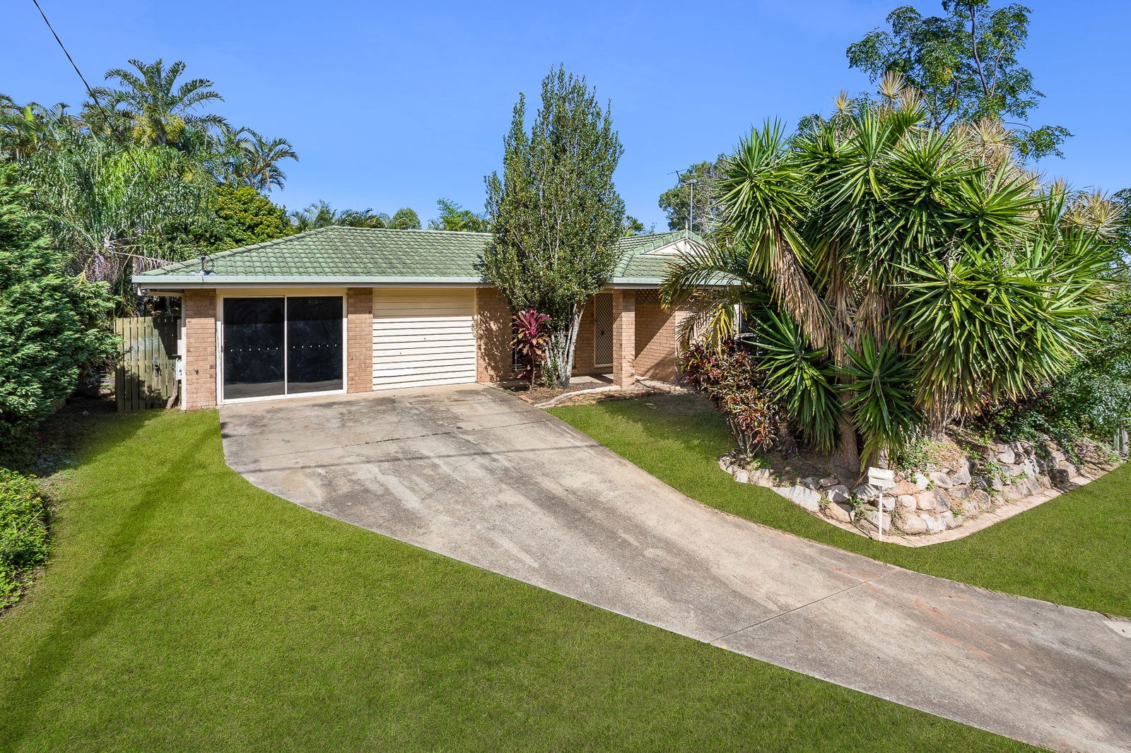 Main listing image for 83 Balstrup Road South, KALLANGUR  QLD  4503