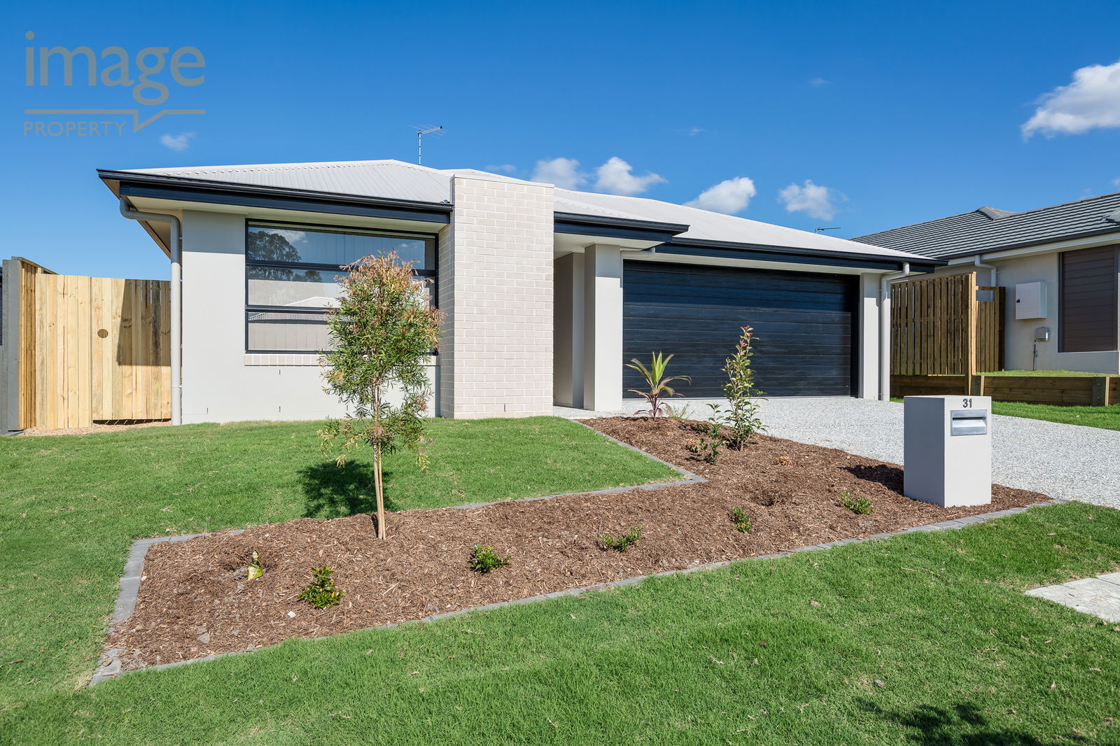 Main listing image for 31 Allerton Park Drive, Park Ridge  QLD  4125