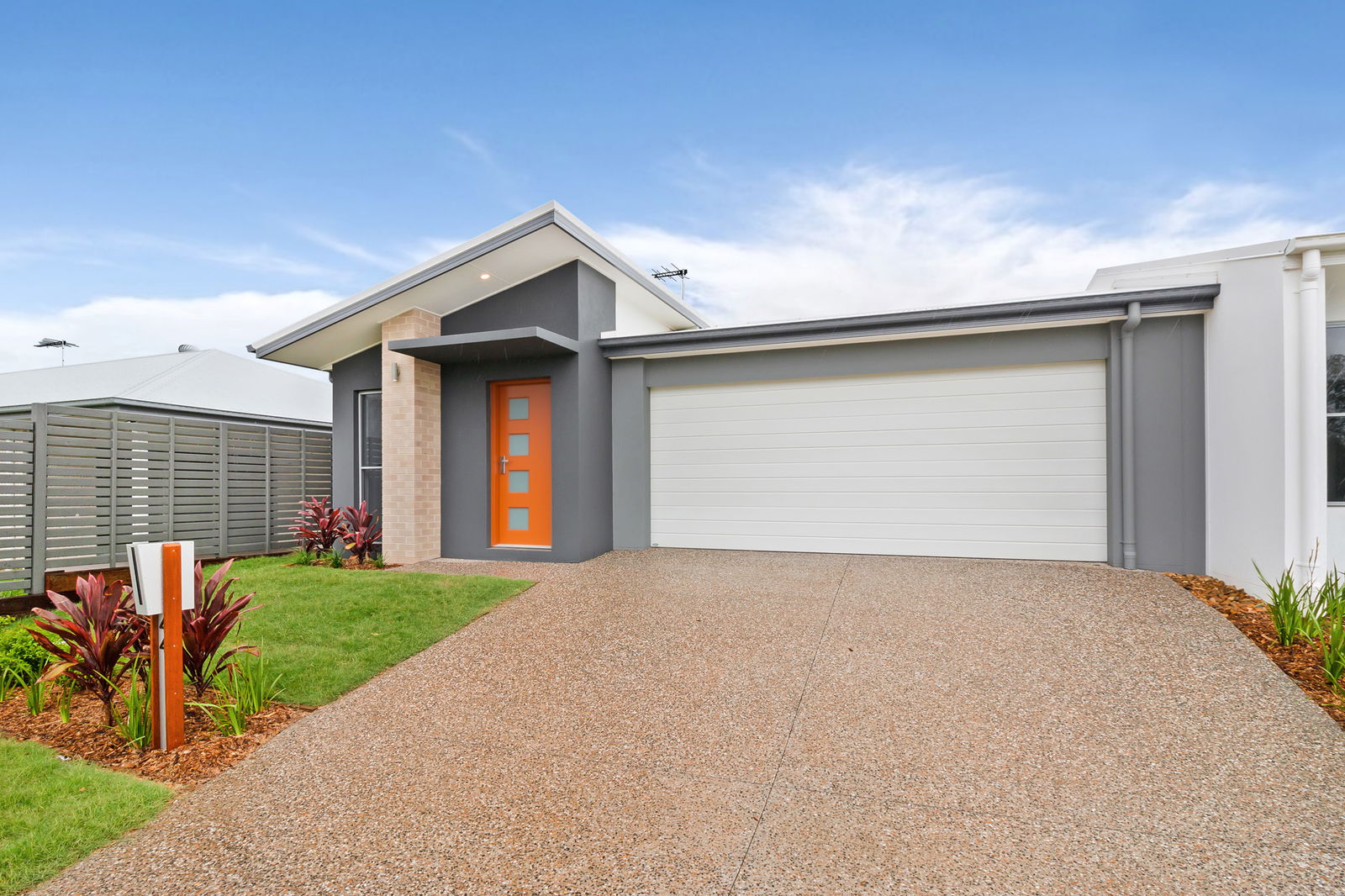 Main listing image for 44 Mcconnell Esplanade, Strathpine  QLD  4500