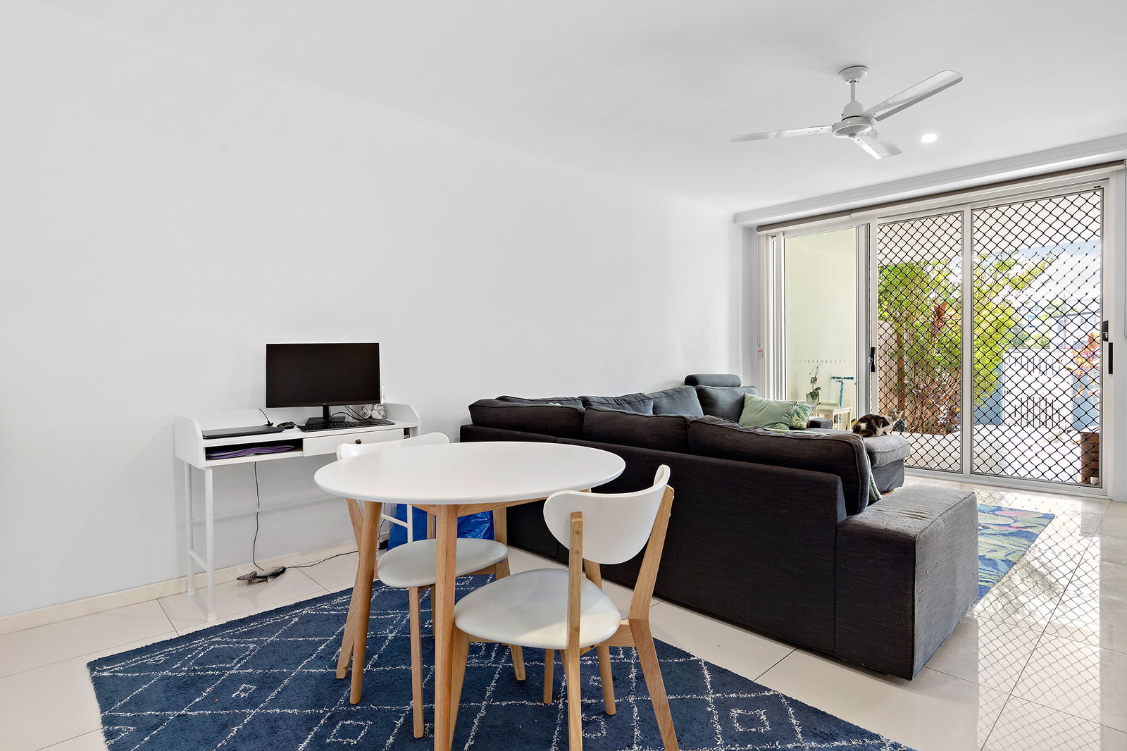 Main listing image for 2/275 Cornwall Street, Greenslopes  QLD  4120