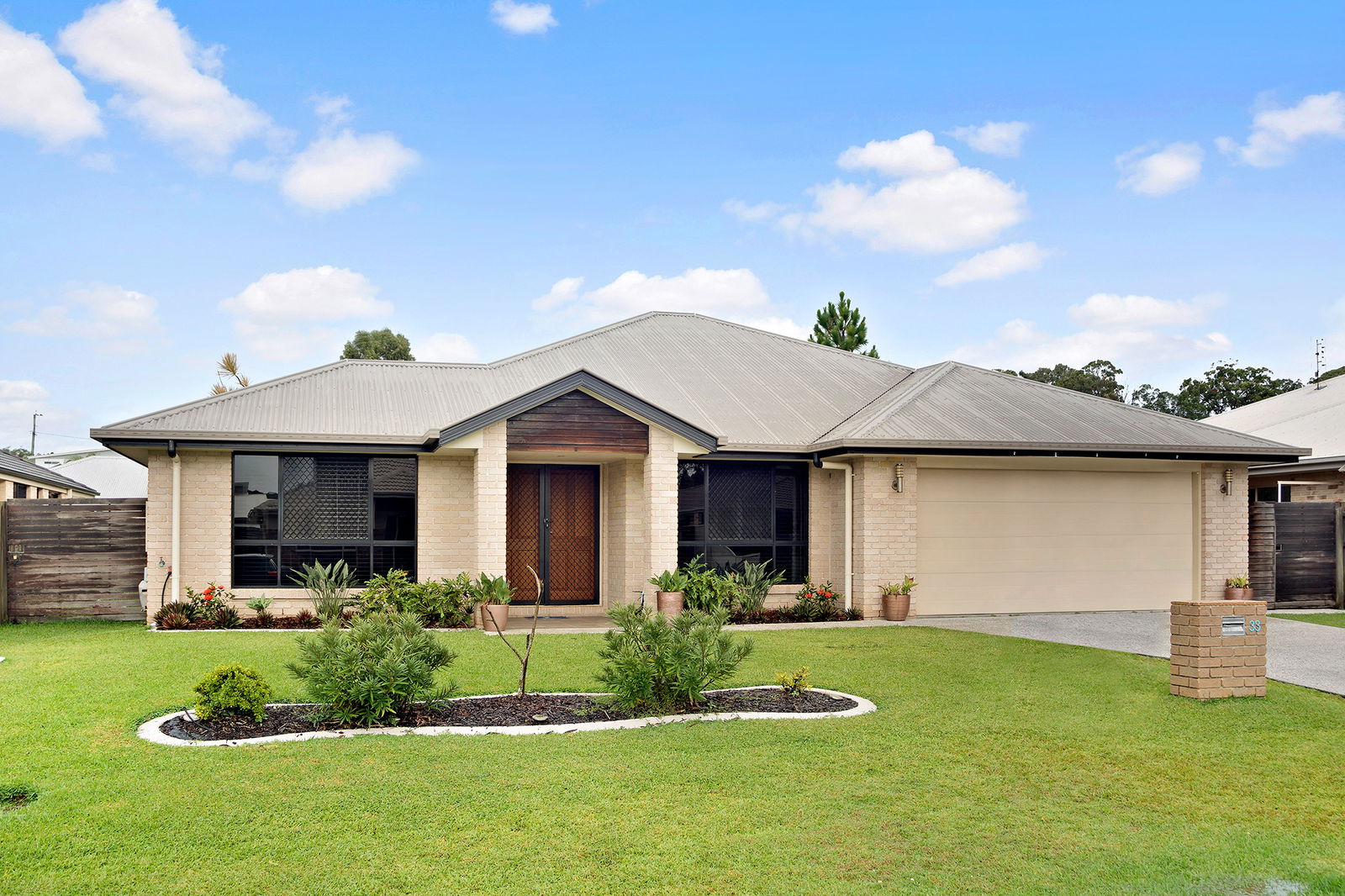 Main listing image for 33 Cullen Drive, Little Mountain  QLD  4551