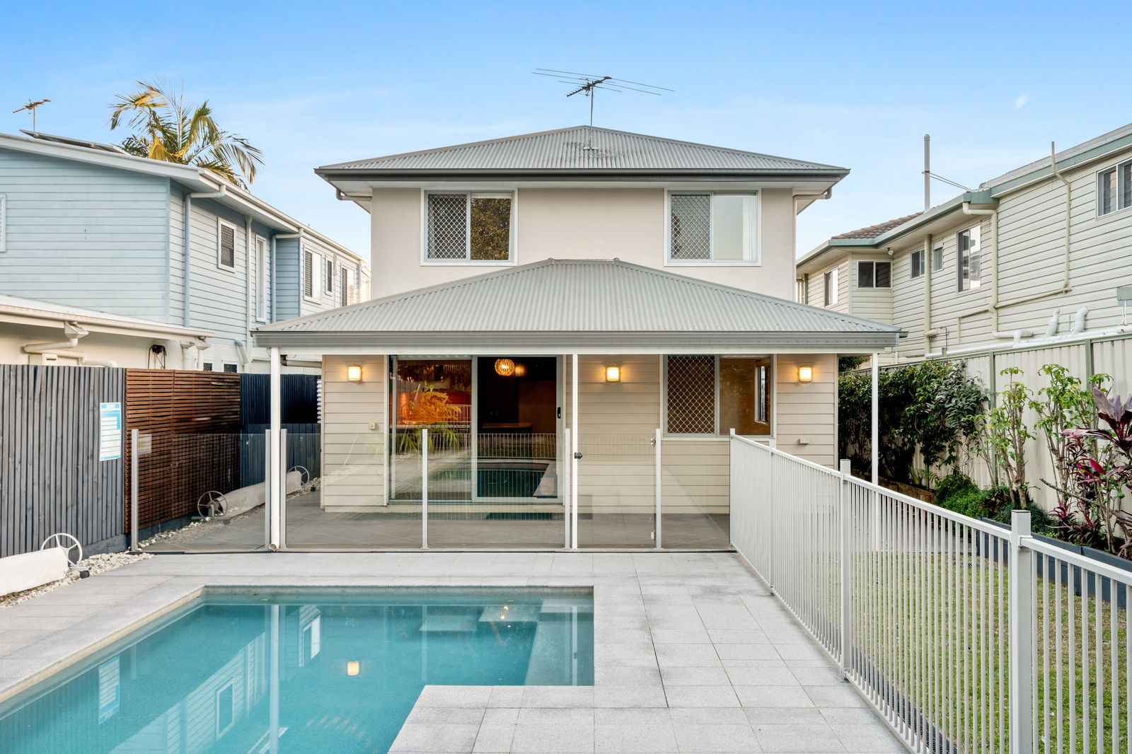 Main listing image for 201 Queens Parade, Brighton  QLD  4017