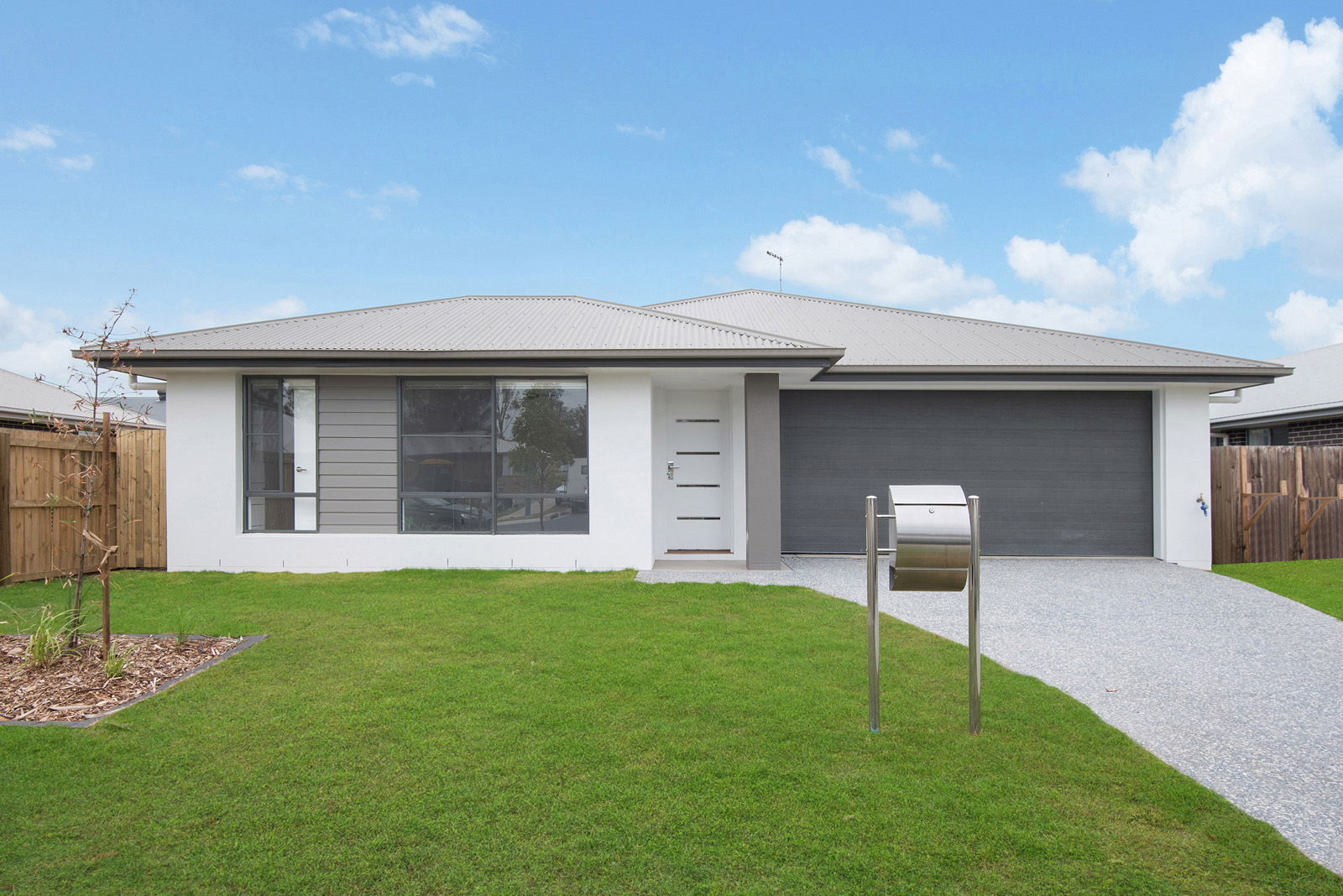 Main listing image for 32 Wallace Street, Walloon  QLD  4306