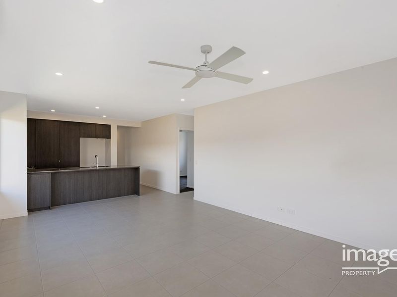 29 Meadows Boulevard Strathpine QLD 4500, Strathpine - Thumbnail 3