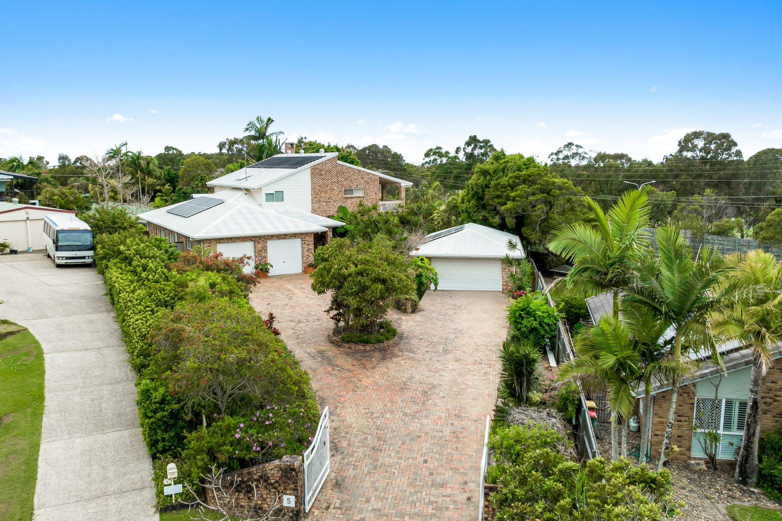Main listing image for 5 Diver Place, Aroona  QLD  4551