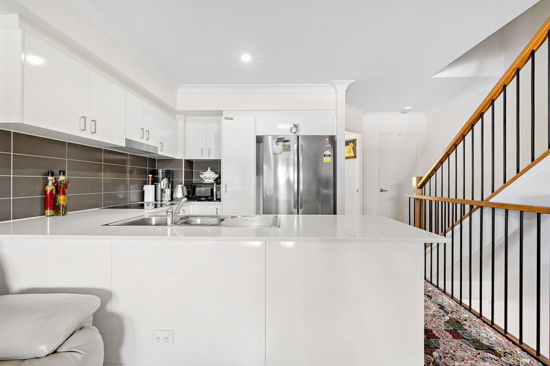 Main listing image for 27/10 Radiant Street, Taigum  QLD  4018