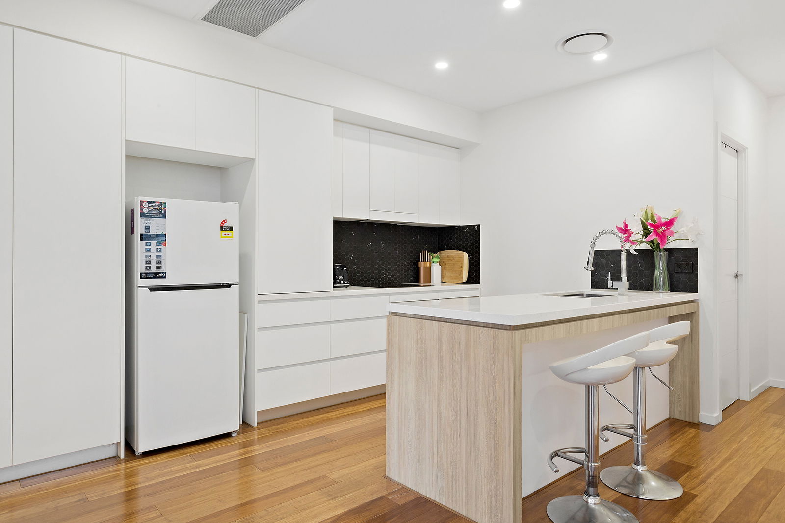 Main listing image for 7/166 Norman Avenue, Norman Park  QLD  4170