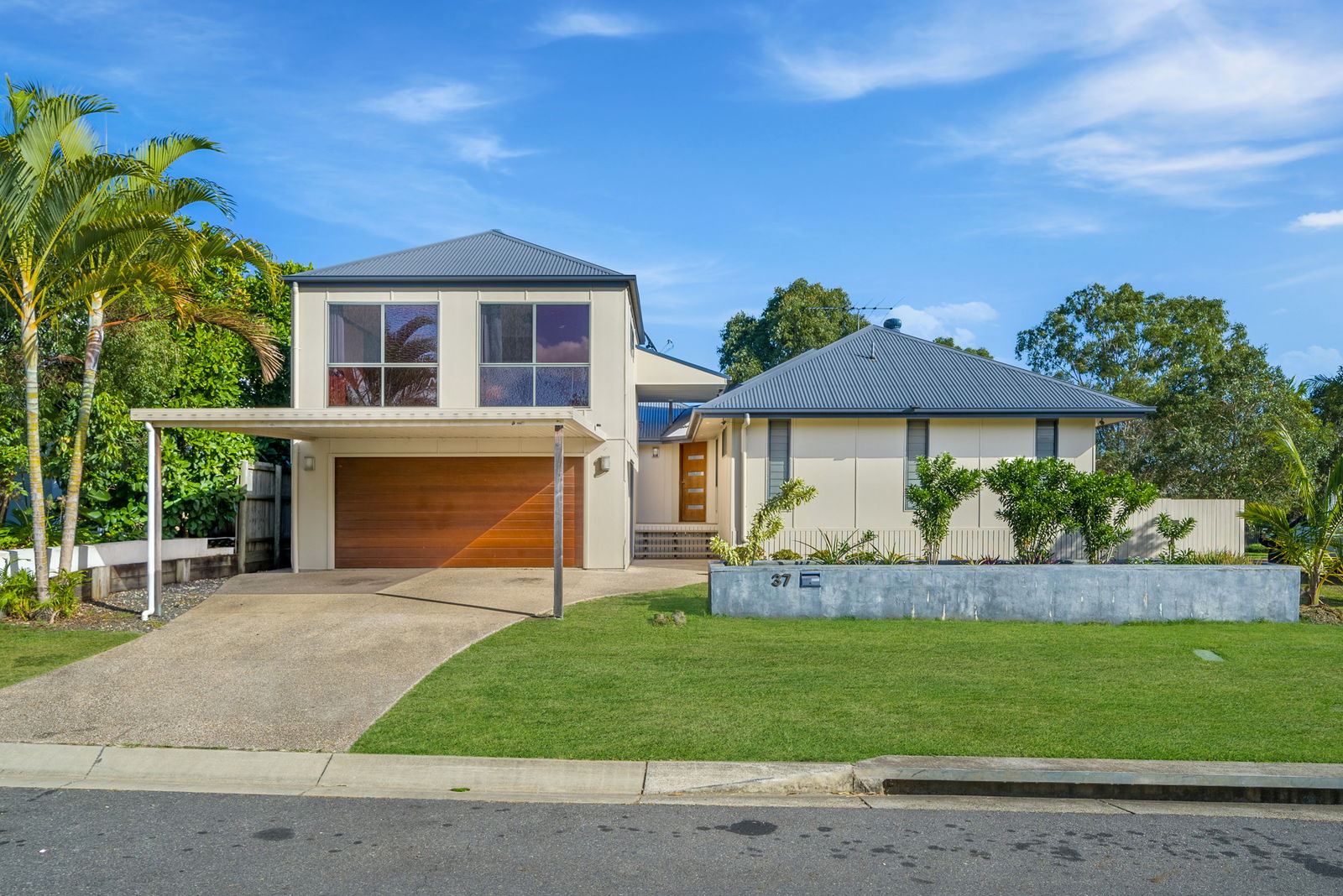Main listing image for 37 Pontiac Circuit, Warner  QLD  4500