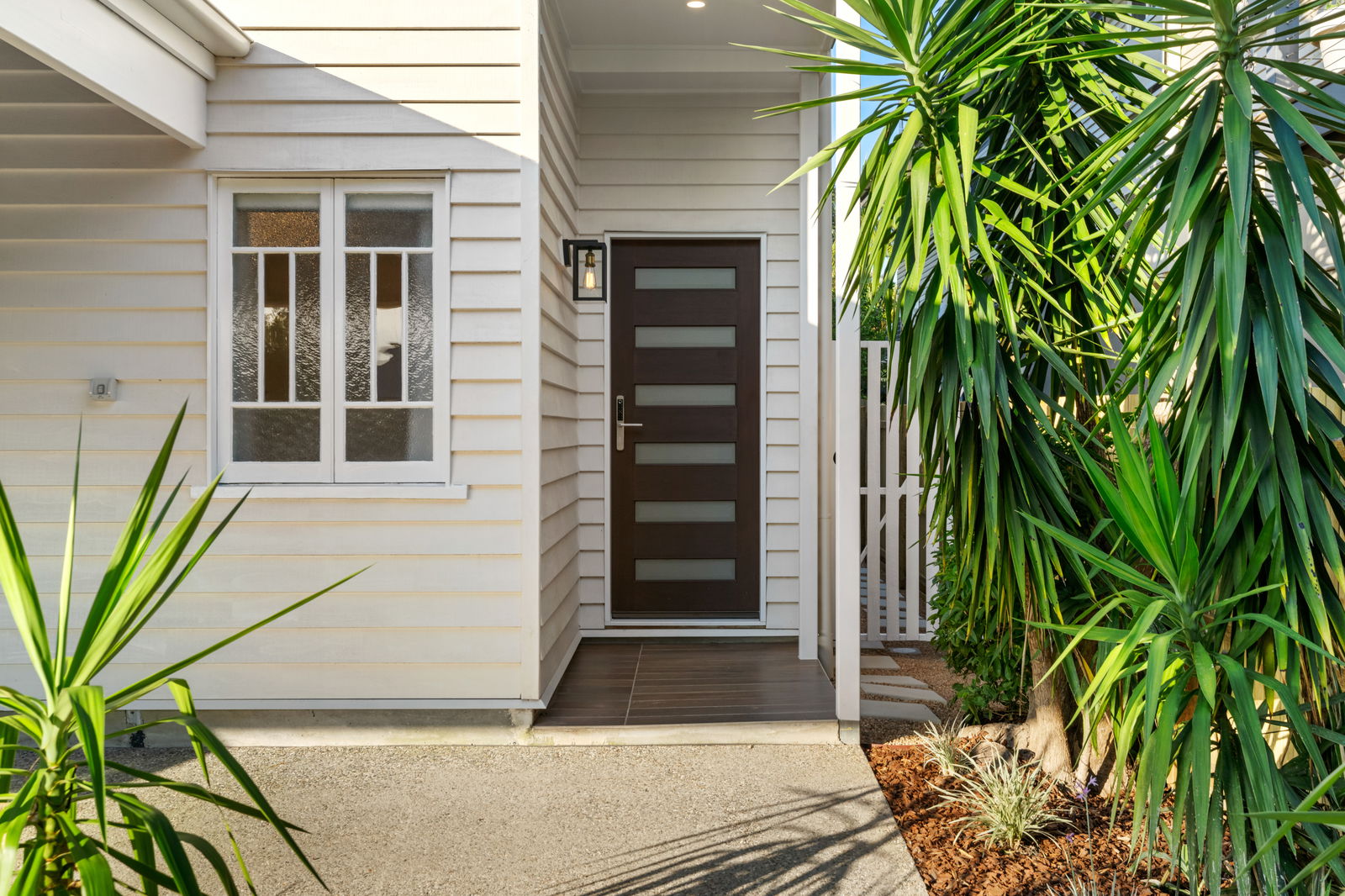 Main listing image for 191 Queens Parade, Brighton  QLD  4017