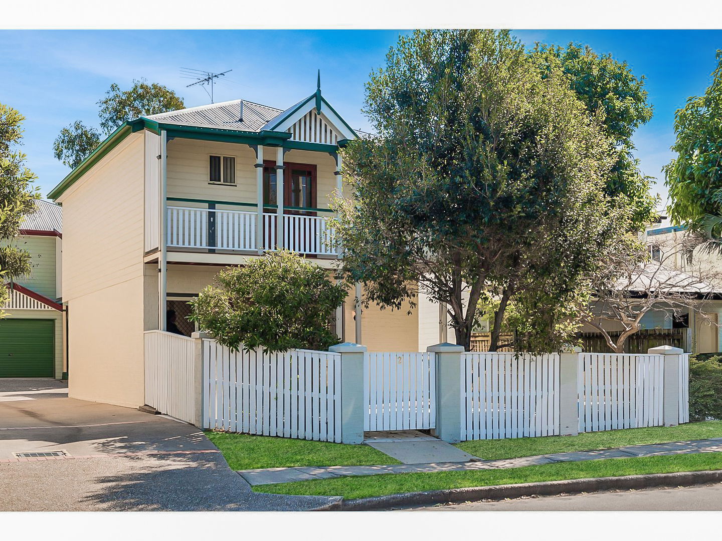 Main listing image for 2/34 Beverley Street, Morningside  QLD  4170