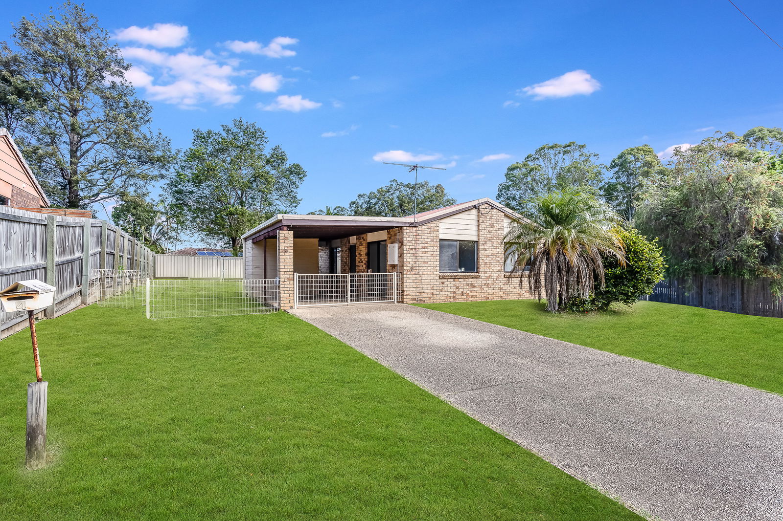 Main listing image for 4 Huntington Drive, Kallangur  QLD  4503