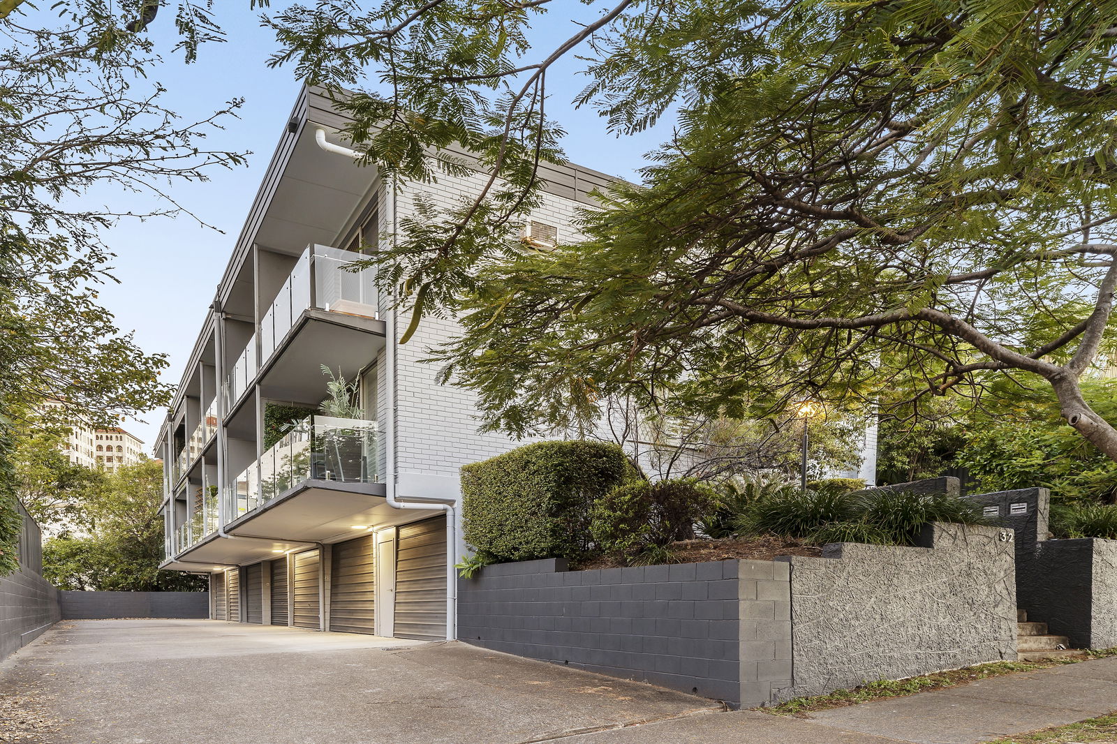 Main listing image for 4/32 Garrick Terrace, Herston  QLD  4006