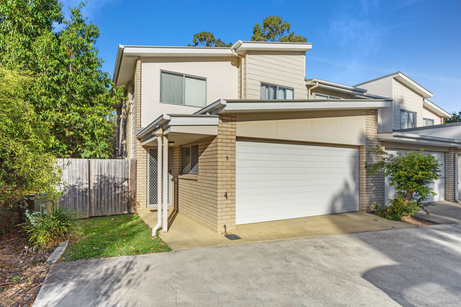 Main listing image for 5/2 Grandly Street, Doolandella  QLD  4077