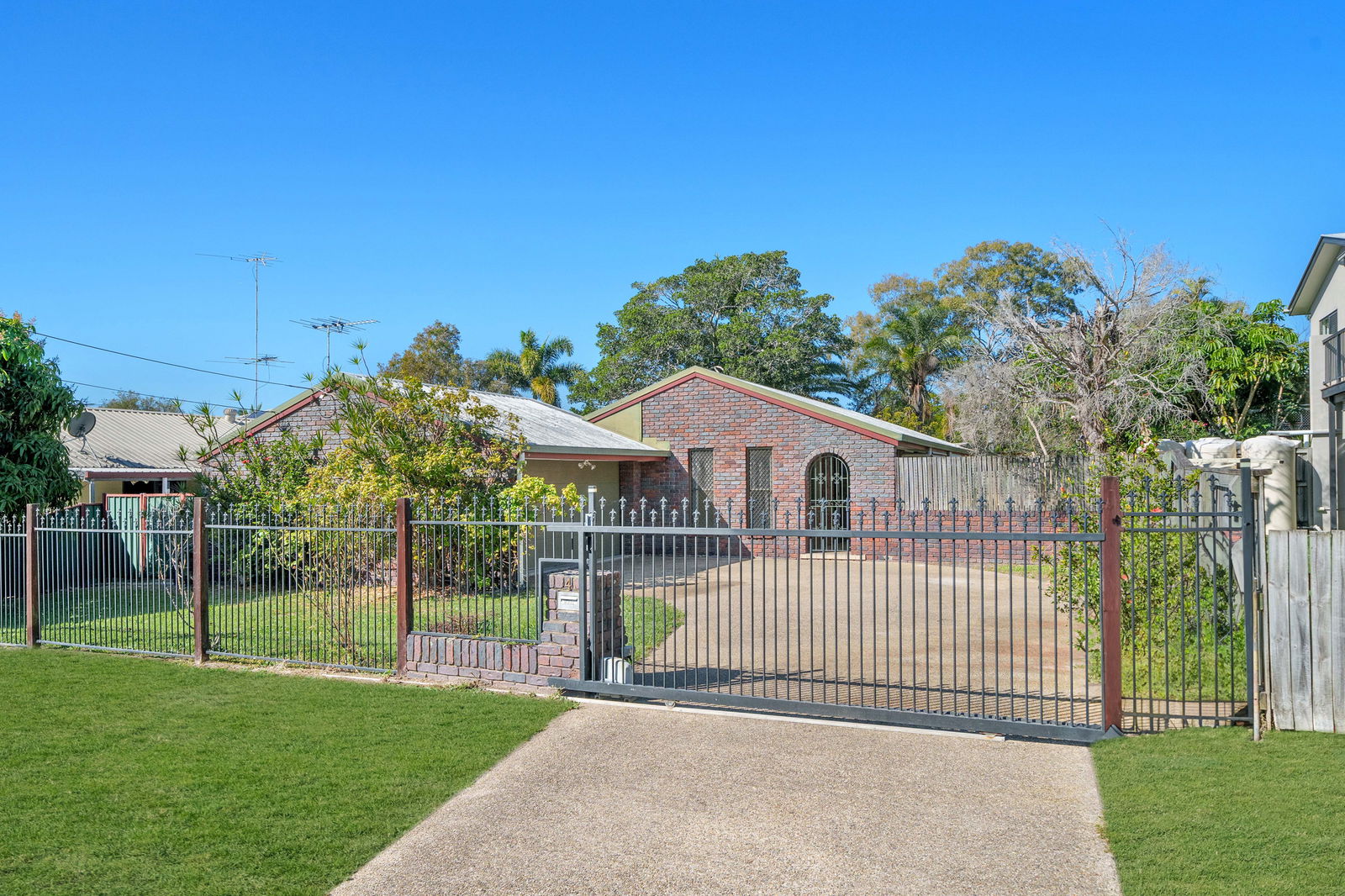 Main listing image for 4 Kappella Street, Kippa-Ring  QLD  4021