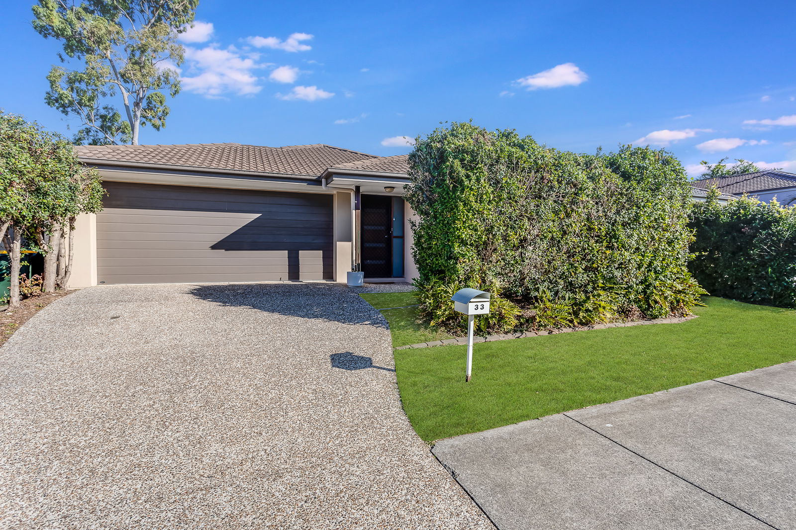 Main listing image for 33 Diane Parade, Kallangur  QLD  4503