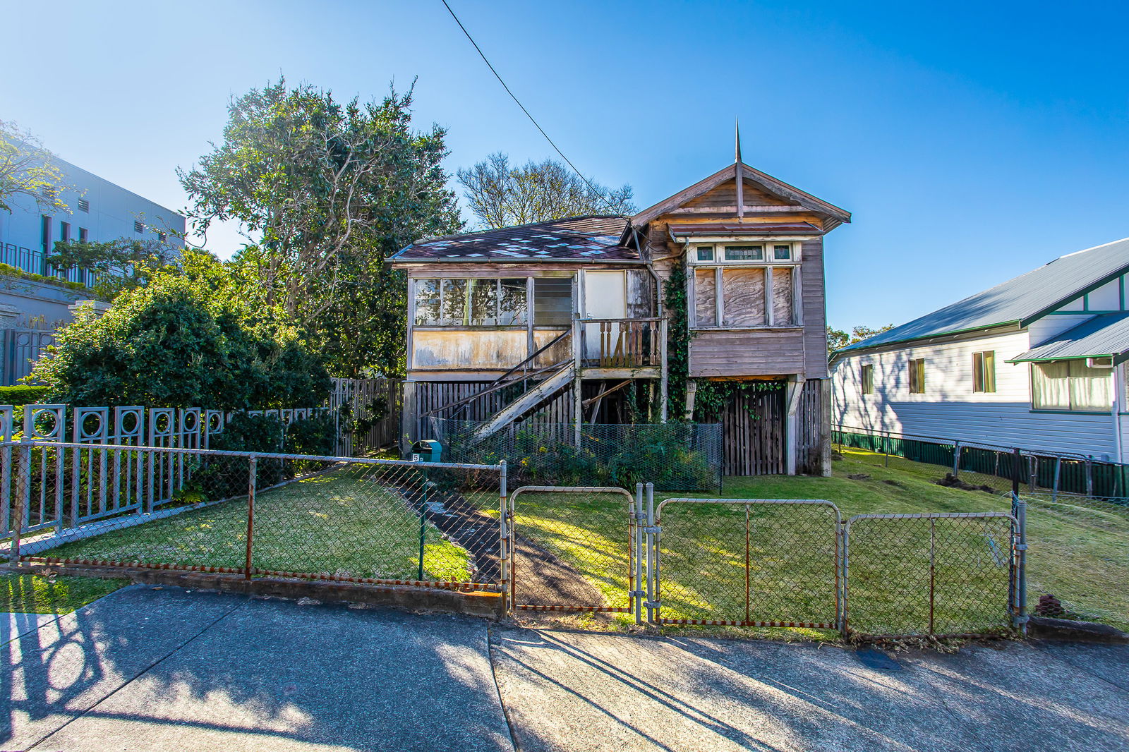 Main listing image for 53 Walmsley Street, Kangaroo Point  QLD  4169