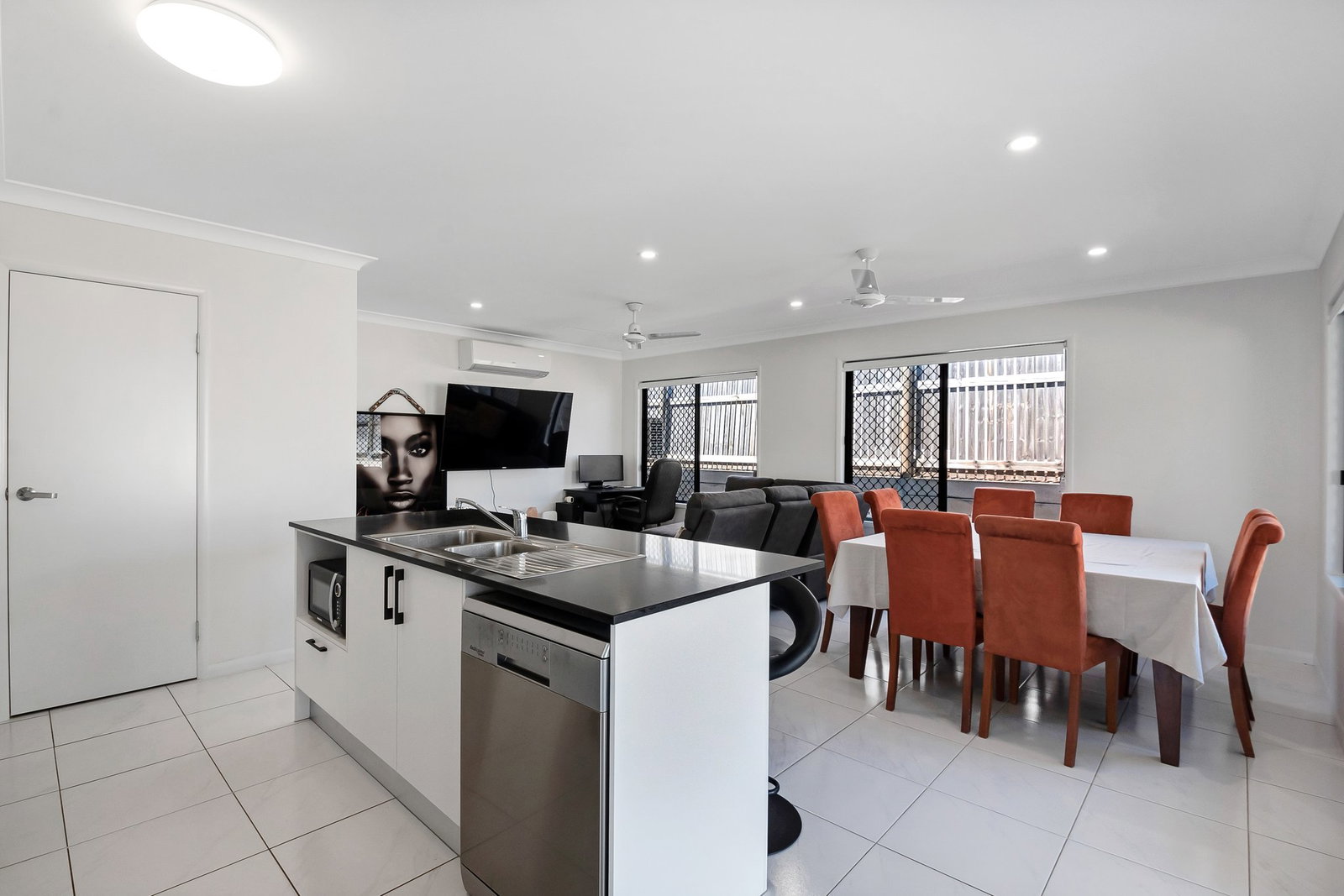 9 Shale Circuit, Cosgrove, QLD, 4818, Cosgrove - Thumbnail 5