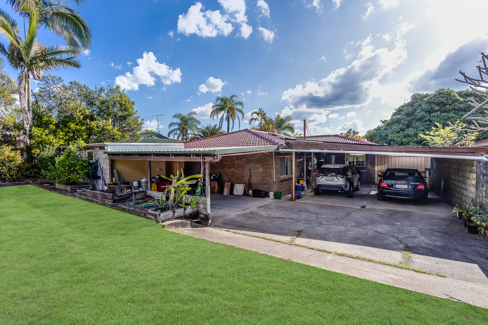 Main listing image for 61 Dandenong Road, Jamboree Heights  QLD  4074