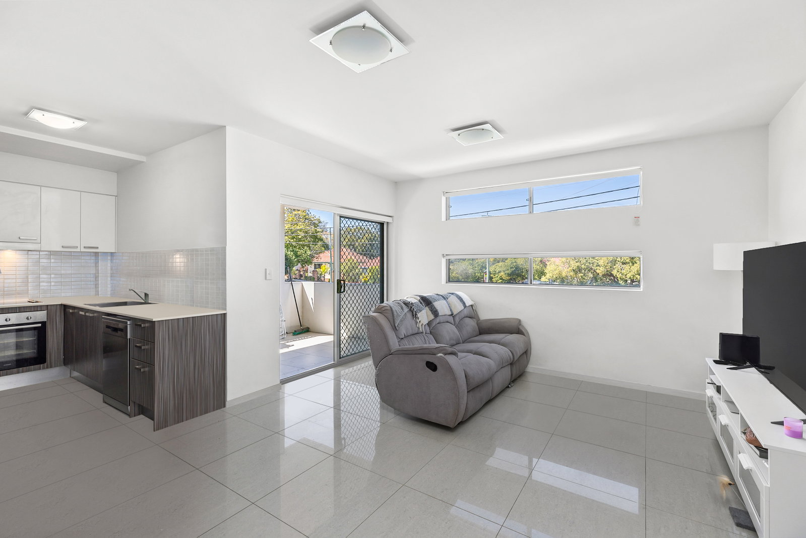 2/253 Beaudesert Road, Moorooka, QLD, 4105, Moorooka - Thumbnail 2