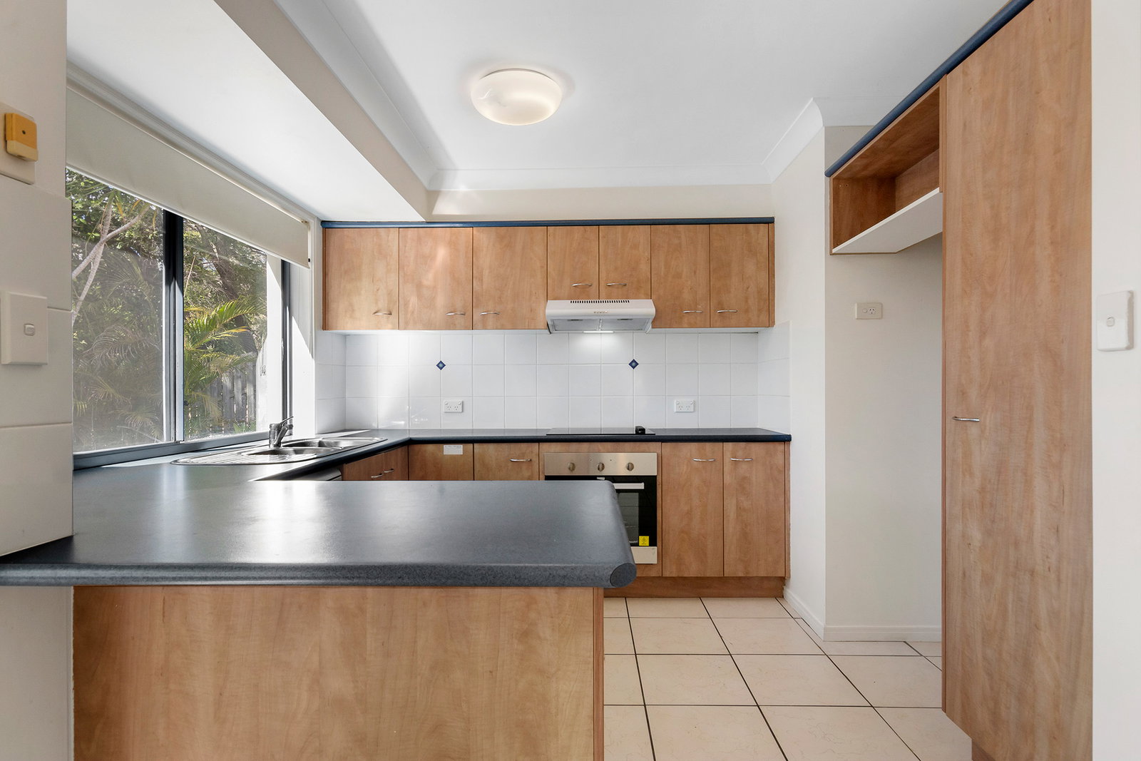 13/2 Studio Drive, Pacific Pines, QLD, 4211, Pacific Pines - Thumbnail 5
