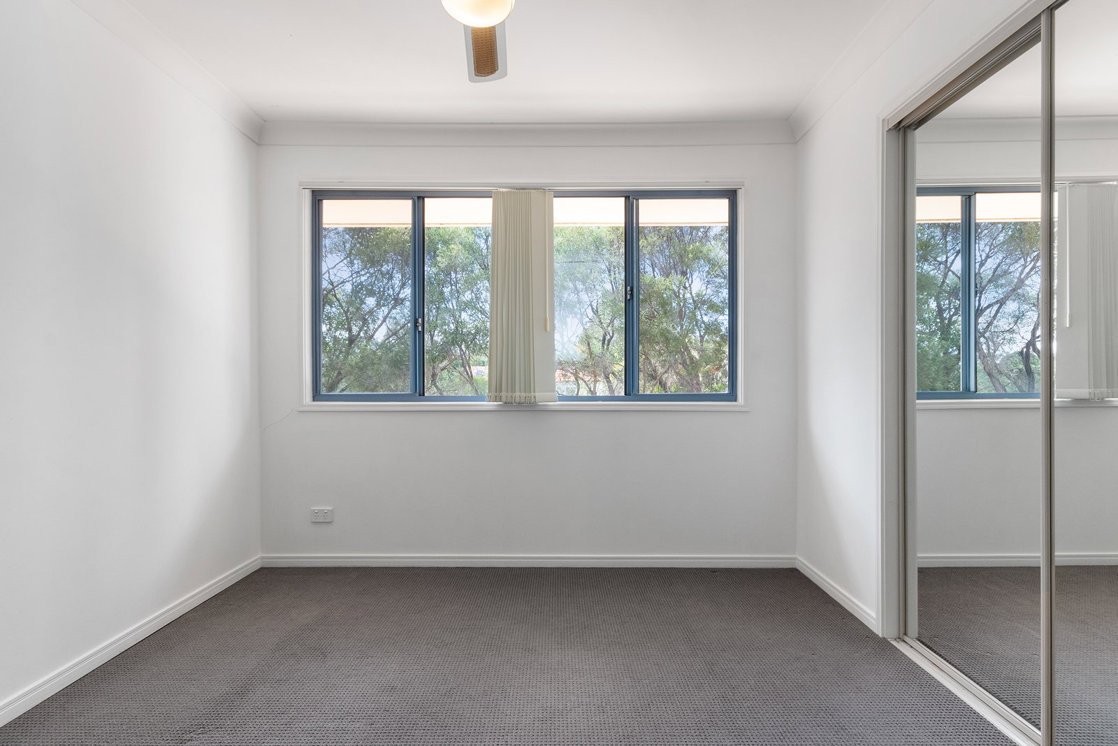 13/2 Studio Drive, Pacific Pines, QLD, 4211, Pacific Pines - Thumbnail 6