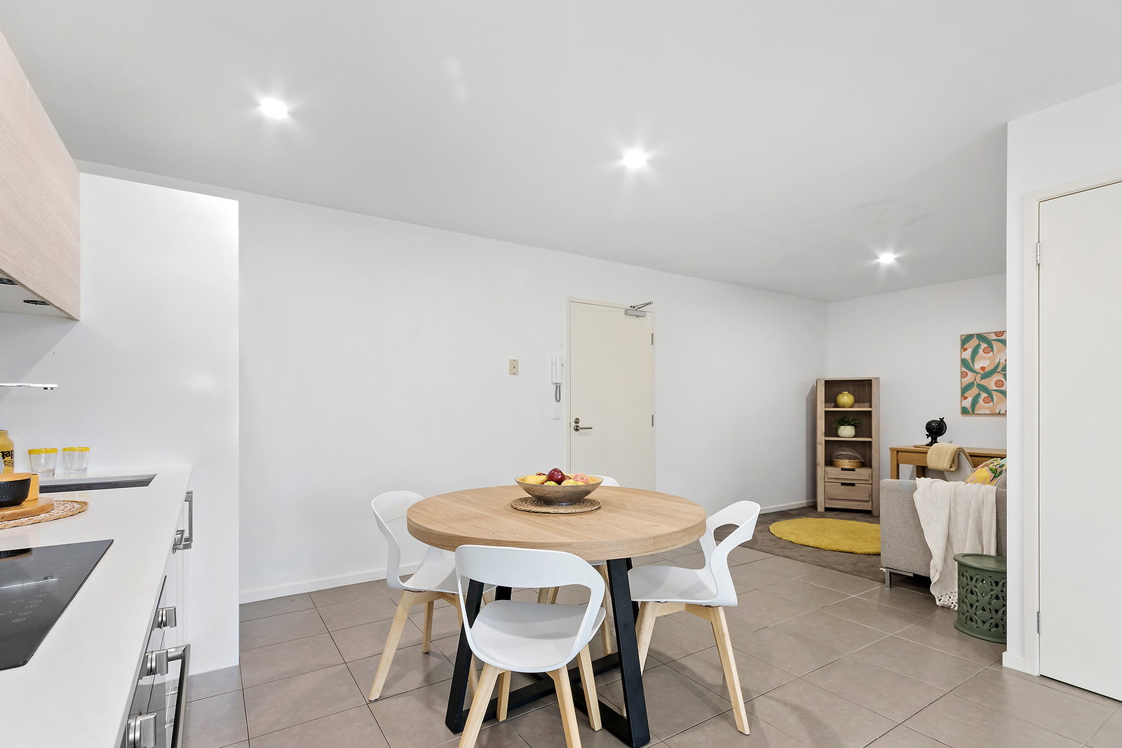 1118/6-8 Waterford Court, Bundall, QLD, 4217, Bundall - Thumbnail 3