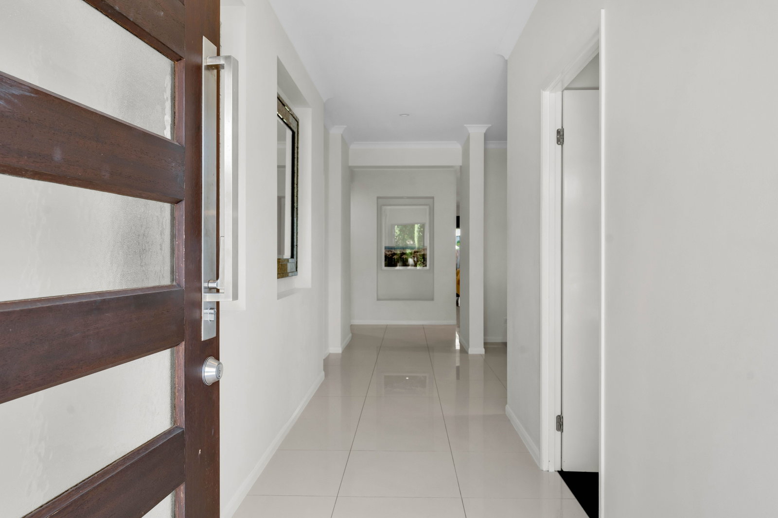 9 The Avenue, Heathwood, QLD, 4110, Heathwood - Thumbnail 2