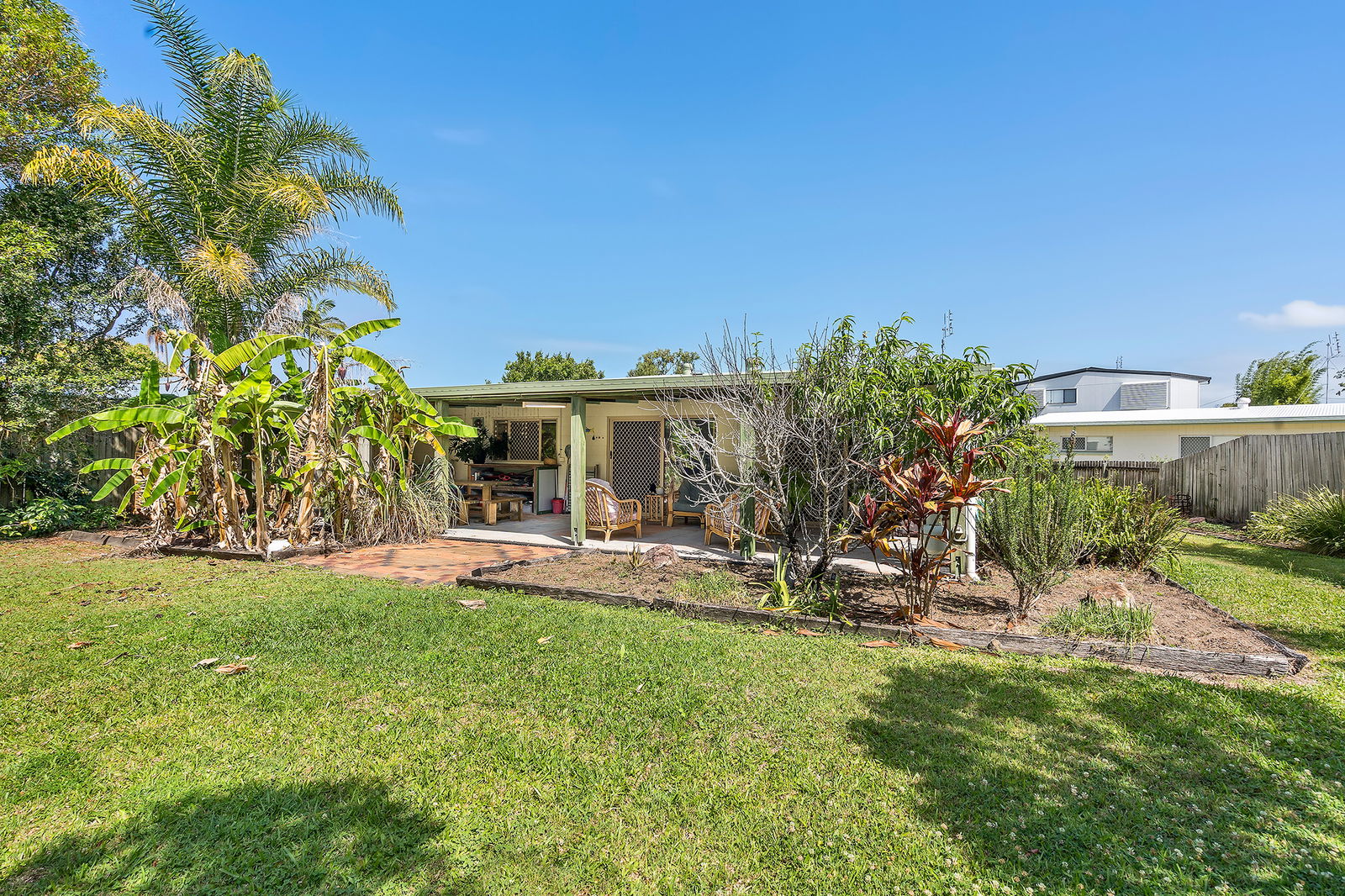 Main listing image for 2 Apanie Court, Battery Hill  QLD  4551