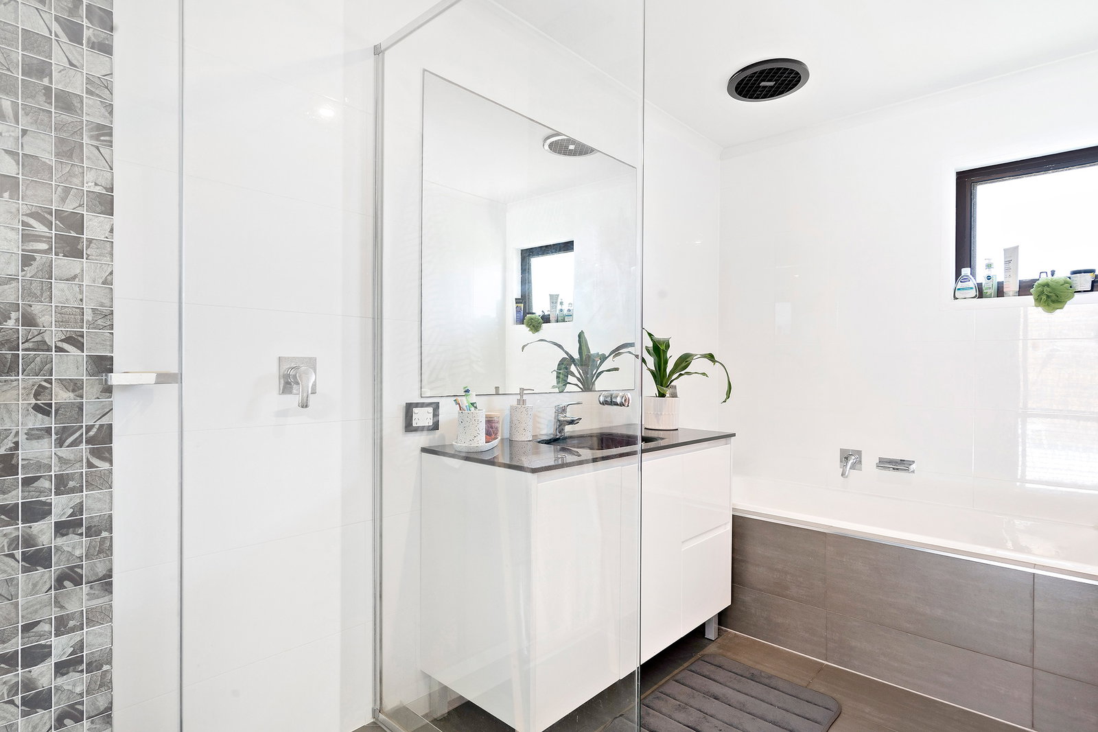 172/4 Longwood Street, Minyama, QLD, 4575, Minyama - Thumbnail 4