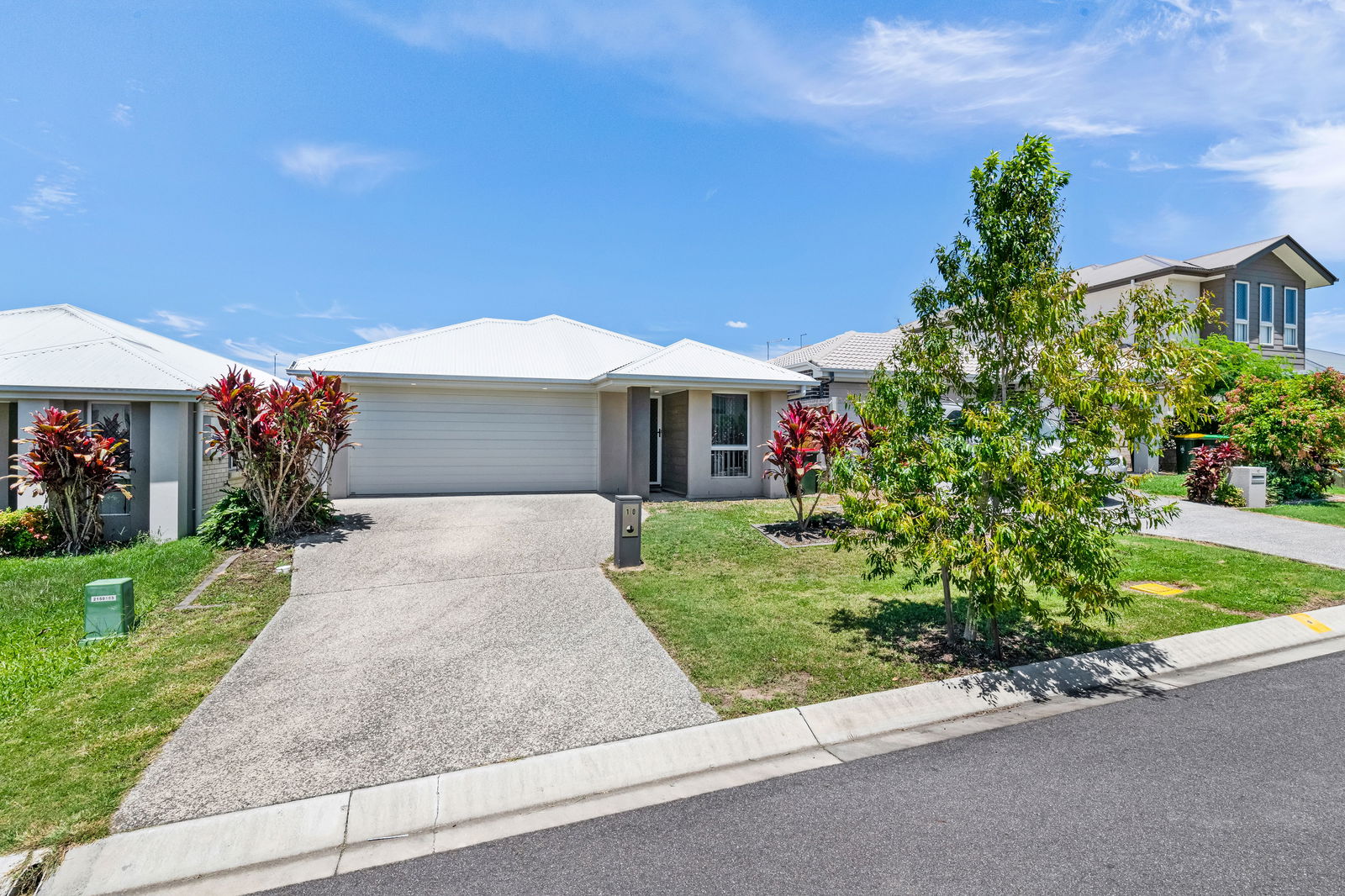 Main listing image for 10 Mayfair Street, Doolandella  QLD  4077