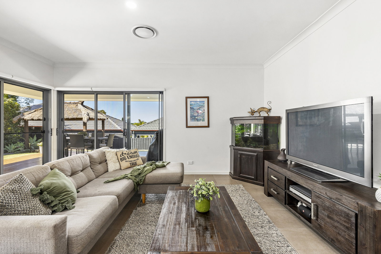 6 Campelles Avenue, Varsity Lakes, QLD, 4227, Varsity Lakes - Thumbnail 2