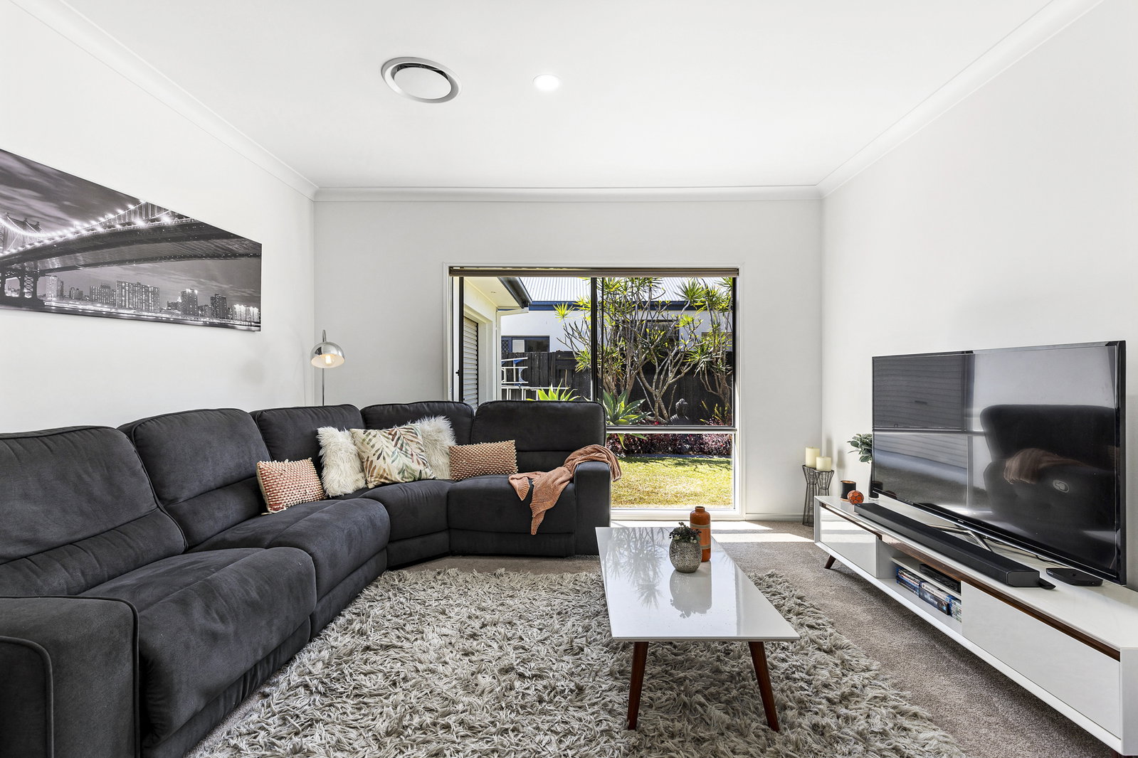 6 Campelles Avenue, Varsity Lakes, QLD, 4227, Varsity Lakes - Thumbnail 3