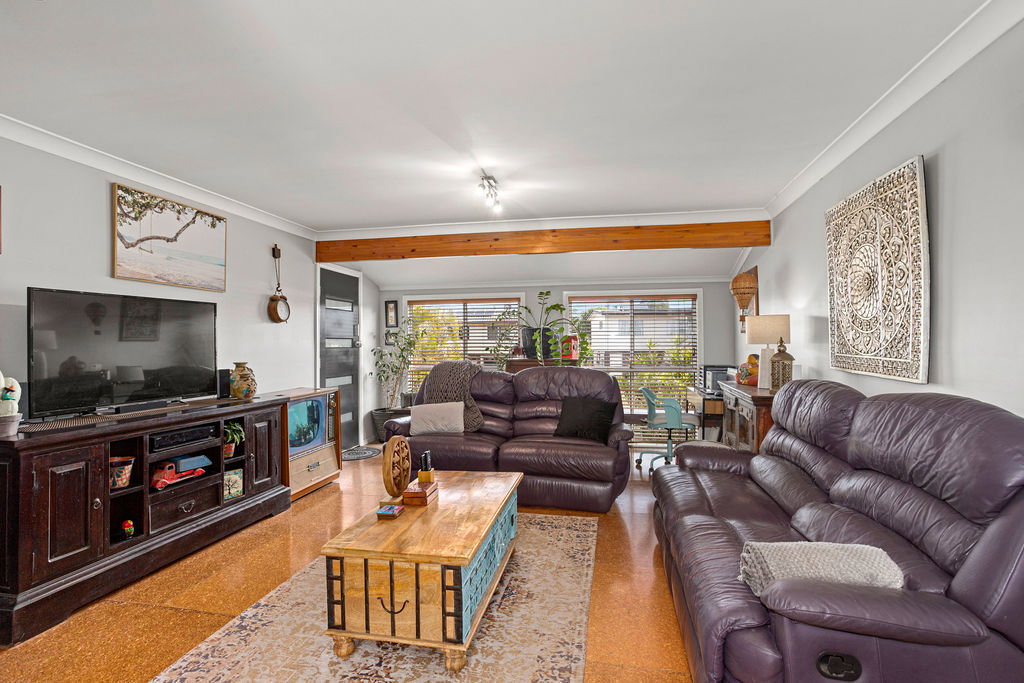 12 Helen Street, North Booval, QLD, 4304, North Booval - Thumbnail 5