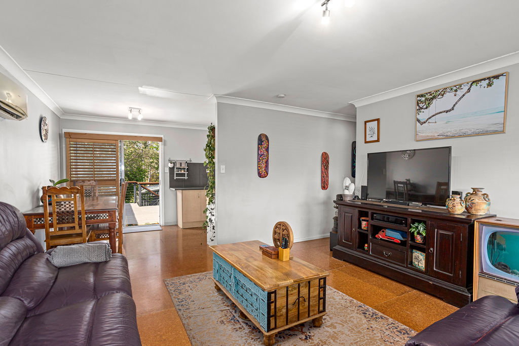 12 Helen Street, North Booval, QLD, 4304, North Booval - Thumbnail 6